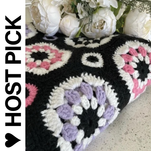 HP ⭐️ Handmade throw blanket | 39”W x 71” - Picture 15 of 15